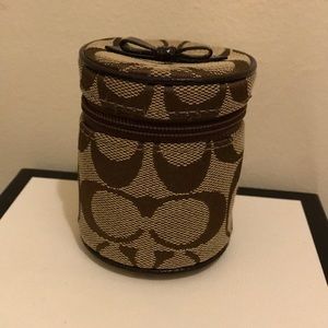 Small coach jewelry holder